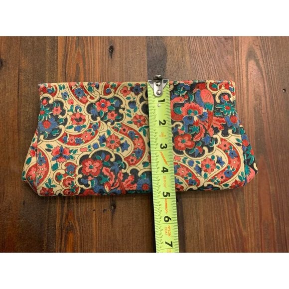 Vintage 1950’s floral clutch, spring closure, tapestry inspired - Picture 3 of 7